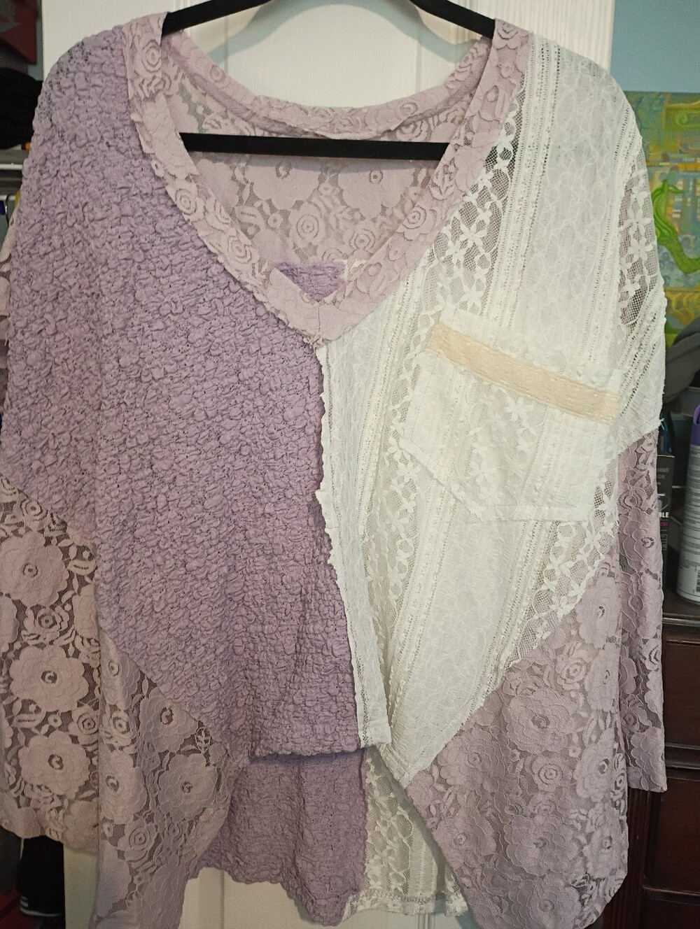 POL Boho Lavender Cream Floral Patchwork Lace Popcorn Knit V-Neck Top